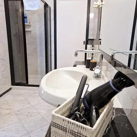 Iris Alojamento de Acomodação e Pequeno-almoço *