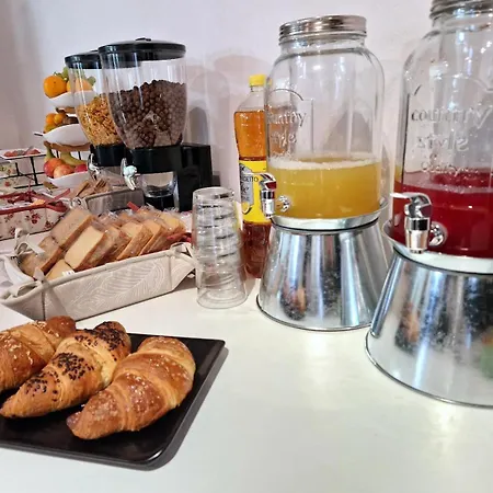 Alojamento de Acomodação e Pequeno-almoço Iris *