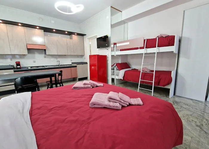 לינה וארוחת בוקר Iris *